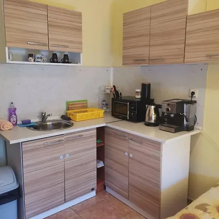 Bа́kish Guest house Obzor