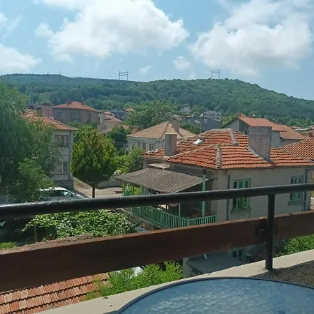 Bа́kish Obzor