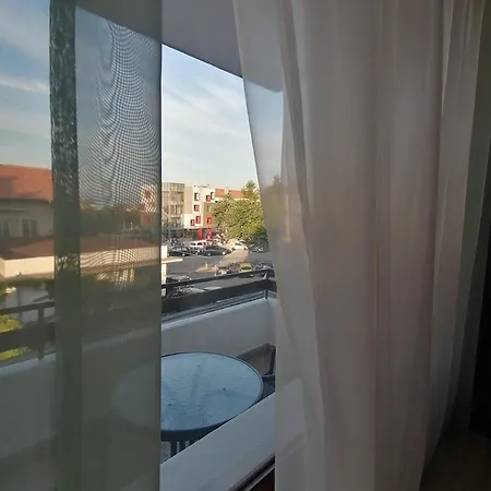 Bа́kish Pensión Obzor