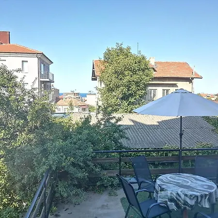 Guest house Bа́kish Obzor