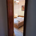 Bа́kish בית הארחה 3*