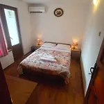 Bа́kish 3*